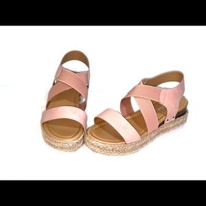 Women sandals